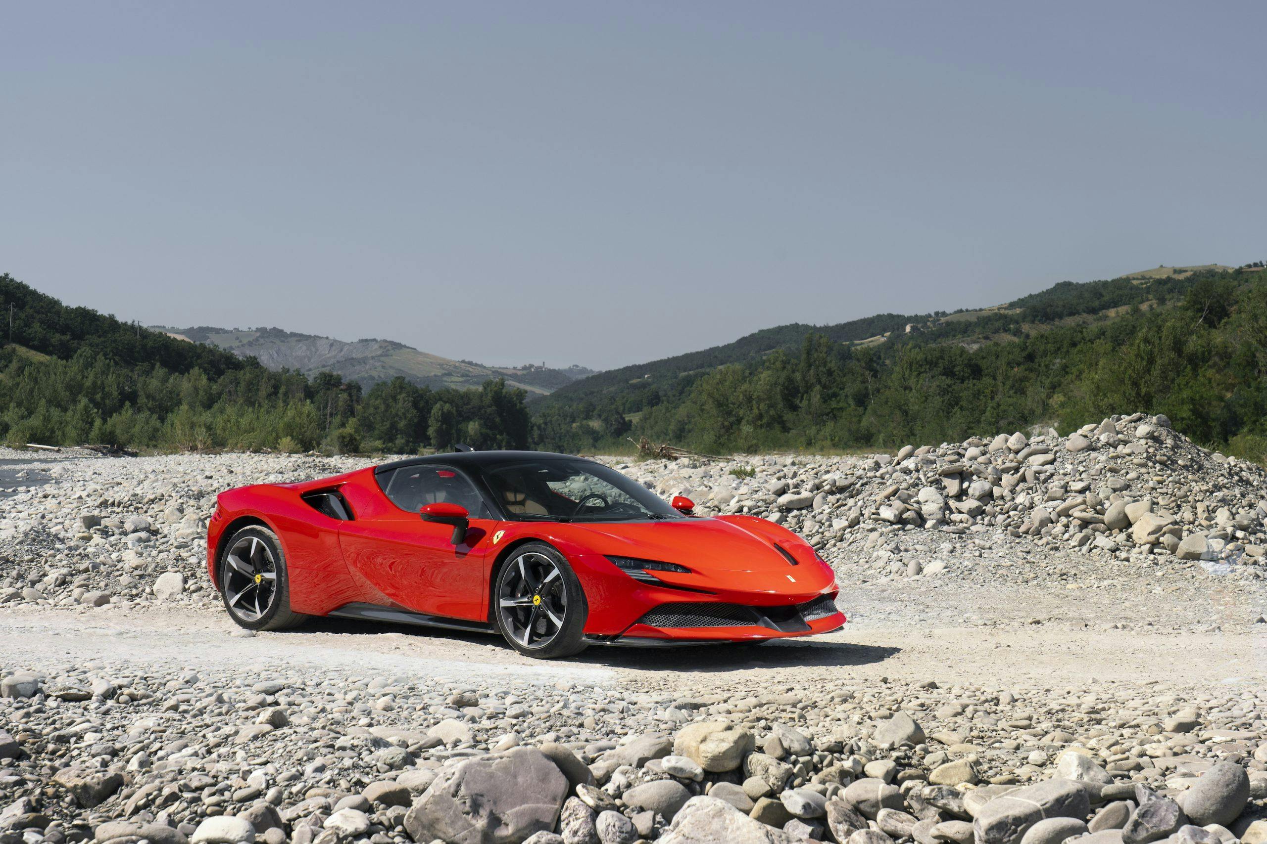 SF90 Stradale riverbed front three-quarter