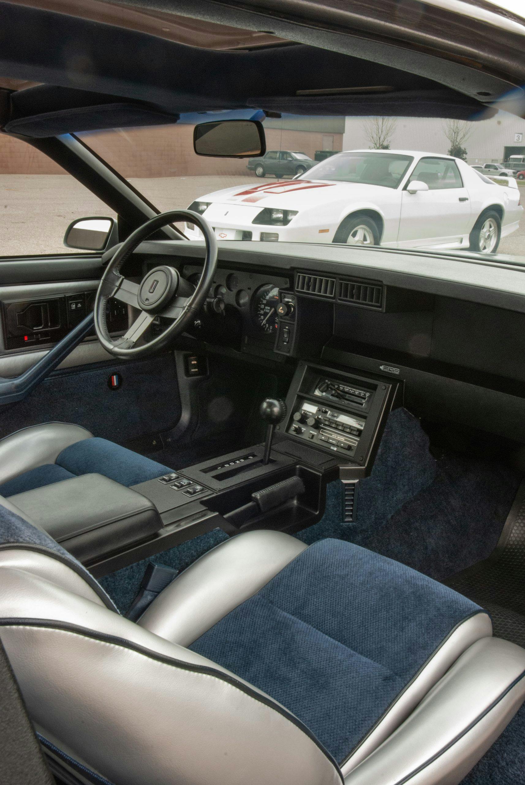 Chevrolet Camaro Z28 Interior Front