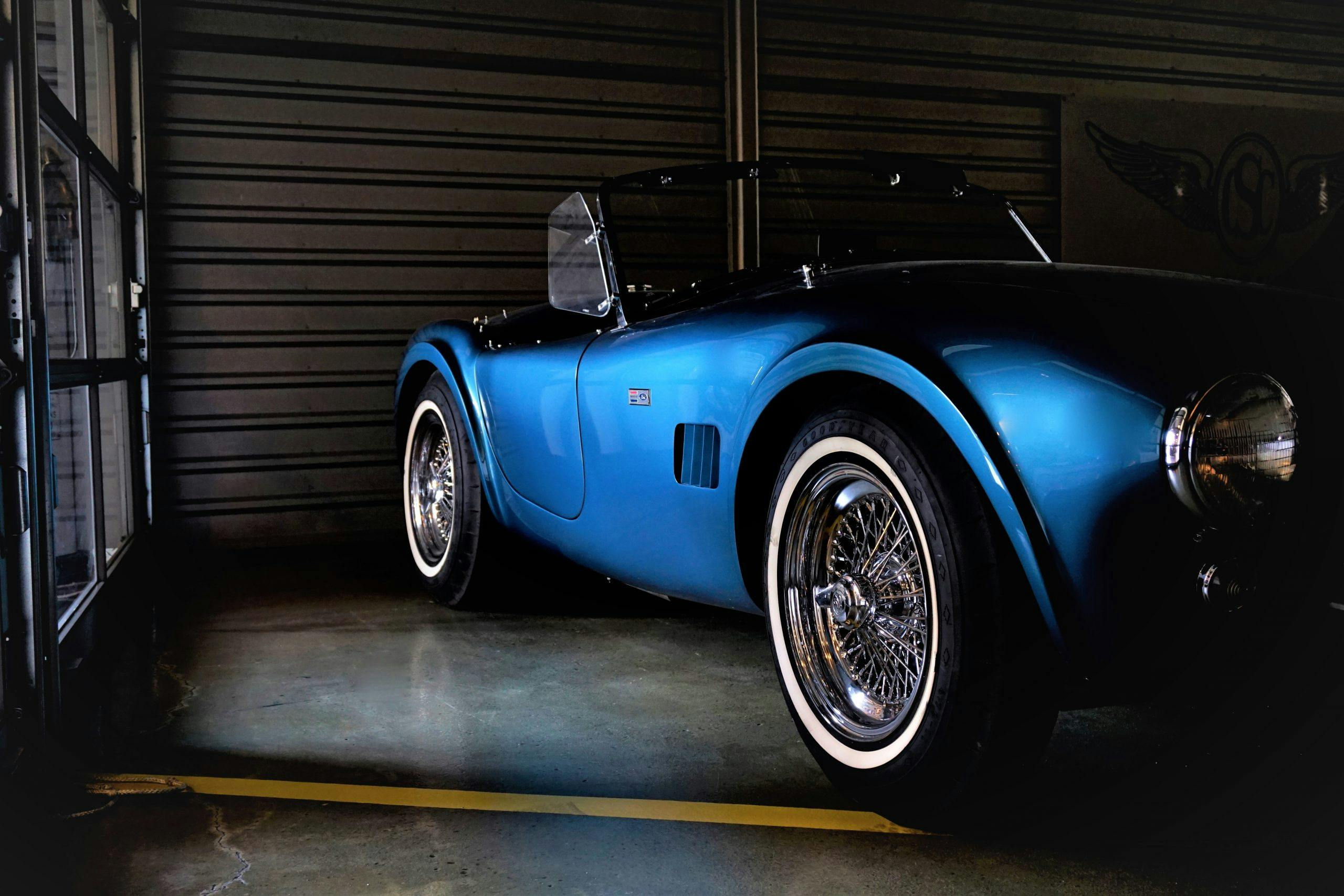 Hagerty G + S Shelby Cobra