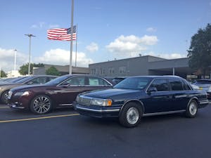 1989 and 2019 Lincoln Continental