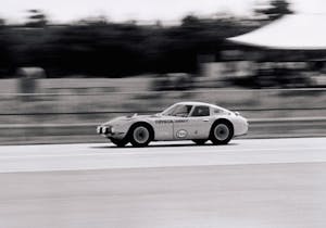 1967-70 Toyota 2000GT - on track
