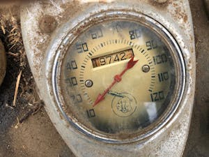 vintage barn find 1948 Indian Chief speedometer