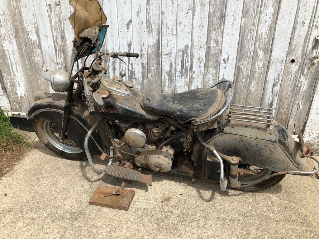vintage barn find 1948 Indian Chief profile
