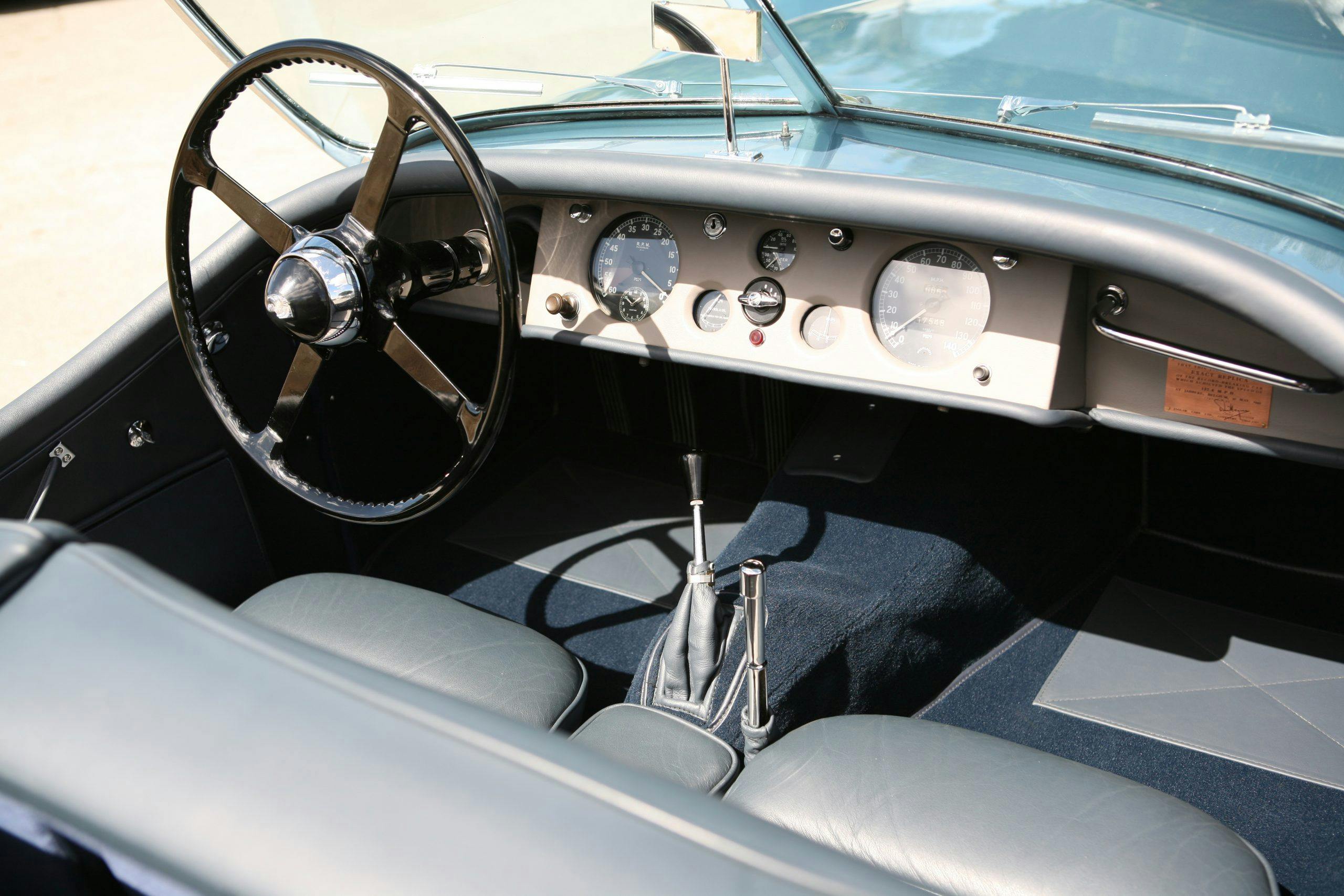 1950 Jaguar XK120 Roadster interior