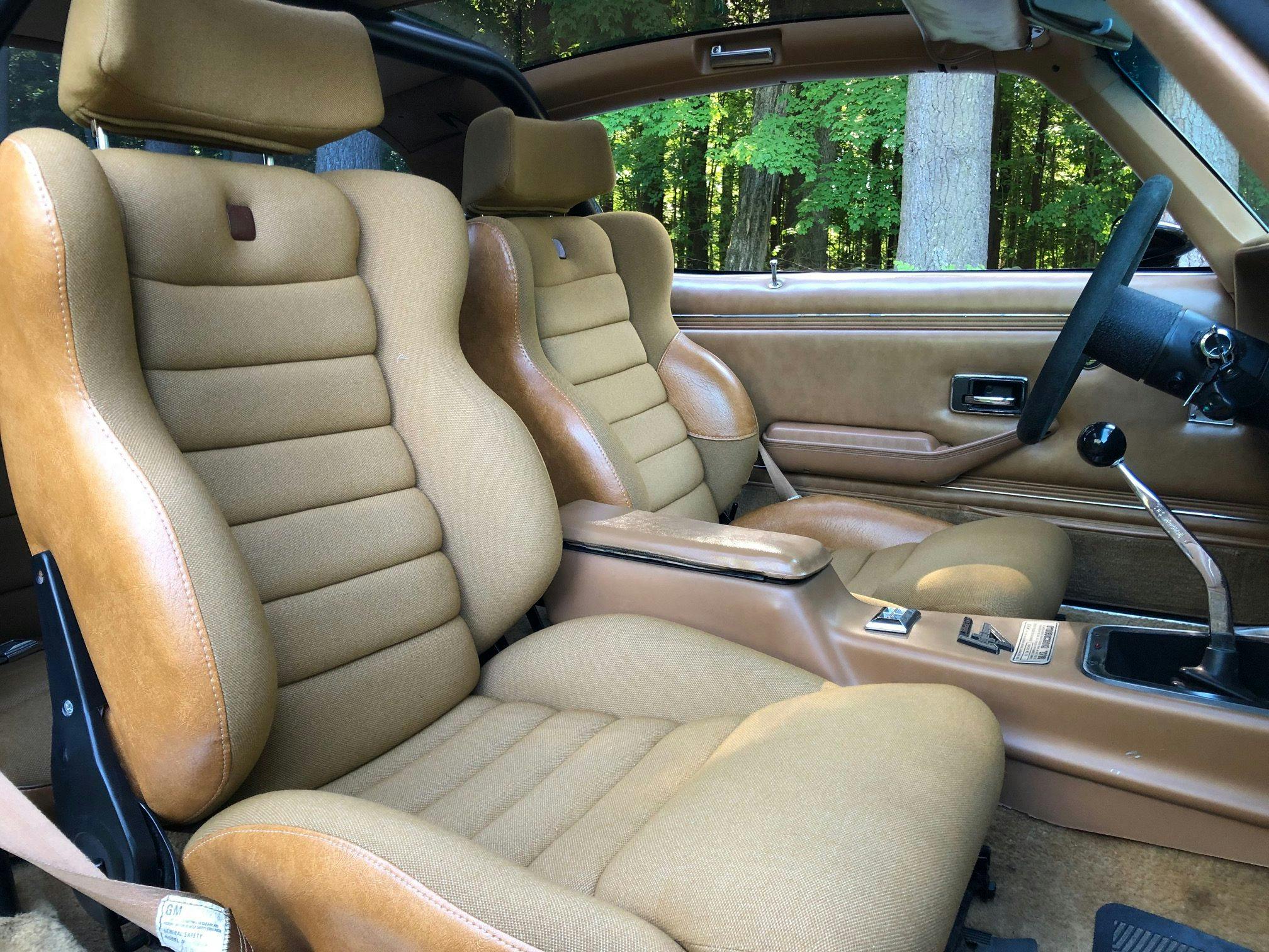 1978 Pontiac DKM Macho Trans Am interior front seats