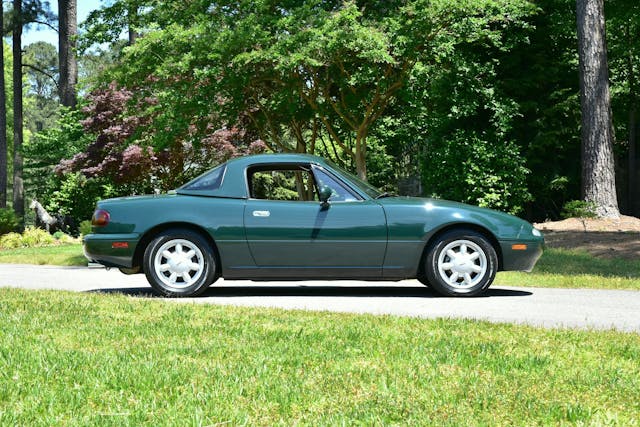 1991 Mazda Miata Special Edition side profile