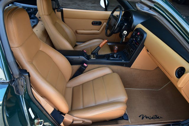 1991 Mazda Miata Special Edition interior front