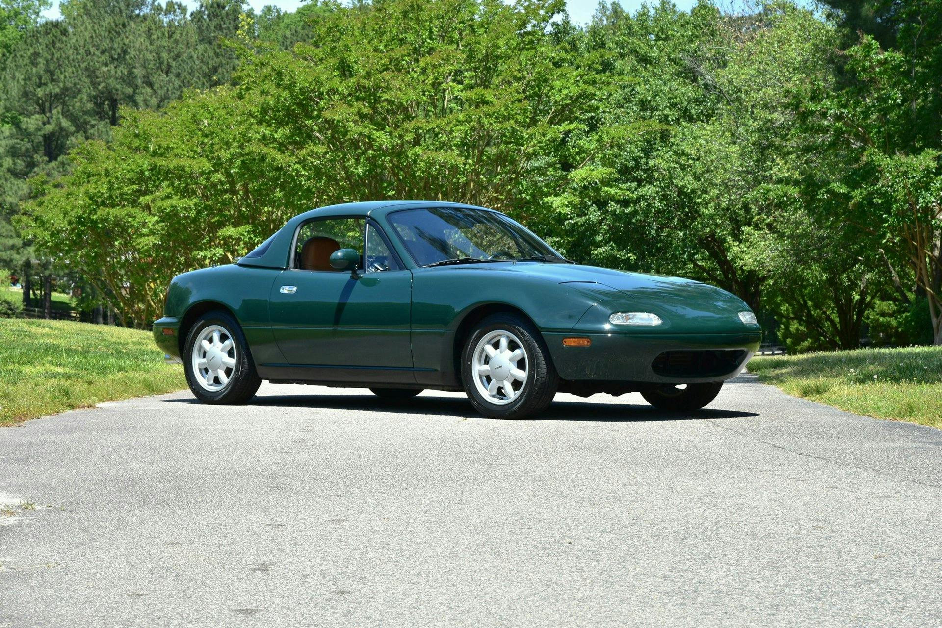 1991 Mazda Miata Special Edition front three-quarter