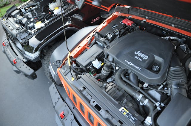 2020 jeep wrangler ecodiesel engine gasoline engine comparo