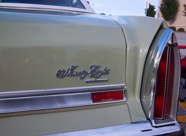 1975 Olds 98 Regency sedan 6