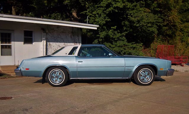 1977 Oldsmobile Cutlass Supreme Brougham coupe 6