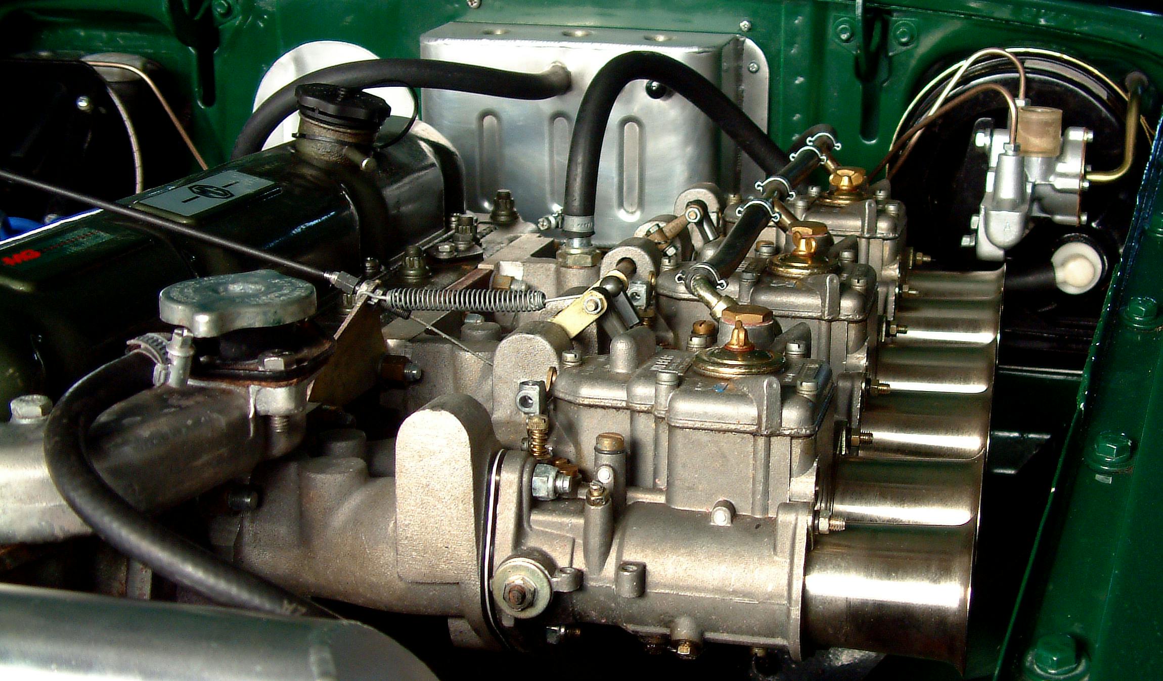 MGC-GT straight six engine