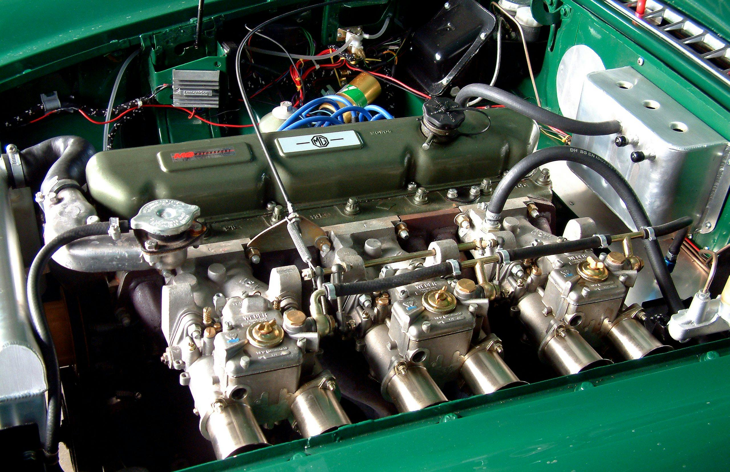 MGC-GT straight six engine weber carbs