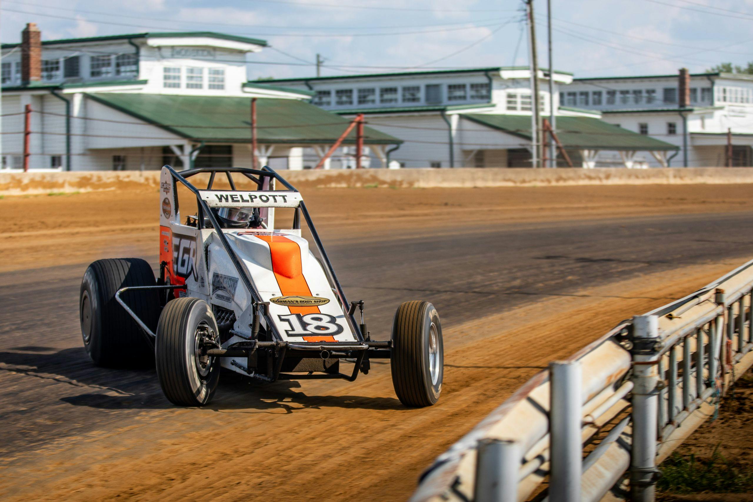 Silver Crown champ car hoosier hundred front three-quarter dynamic race action