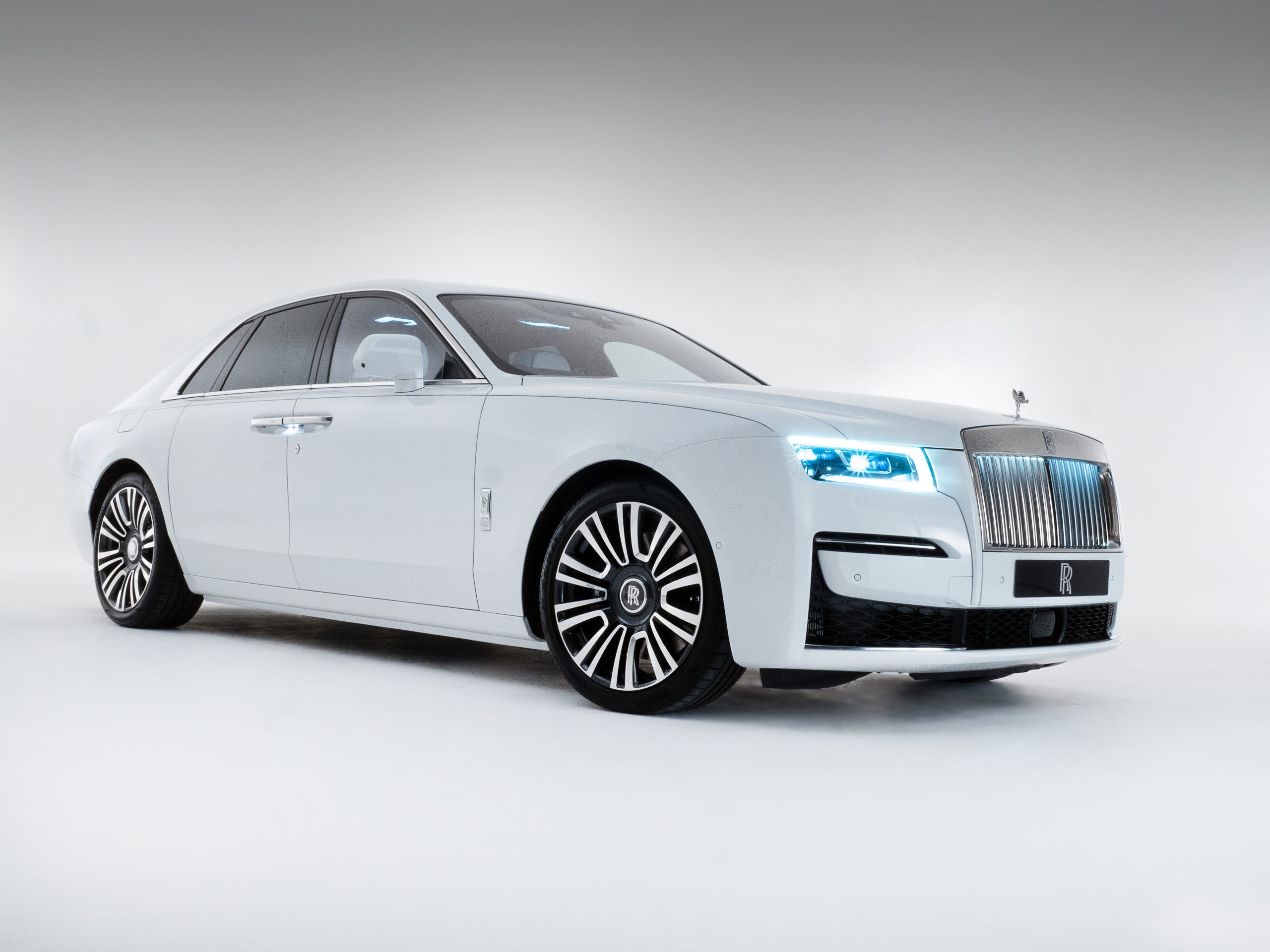 Luxury and Elegance Combined Experiencing the RollsRoyce Ghost in  Nashville  Dream Toy Garage Exotic Car Rental Nashville
