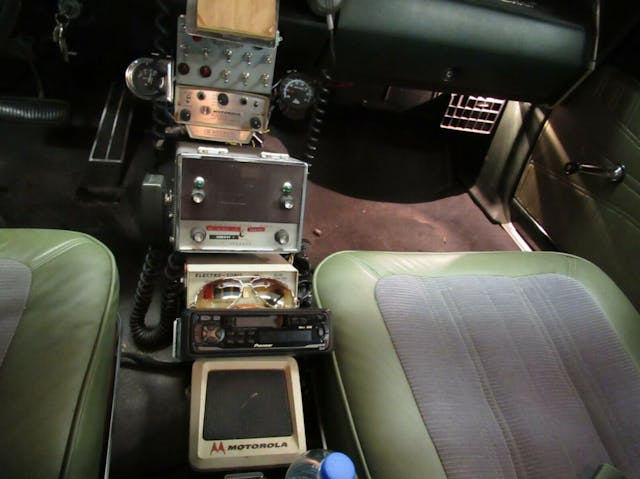 Hellcat cop car 1968 Dodge Coronet interior