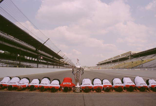TRD-2003 Indy 500 Gil de Ferran bricks