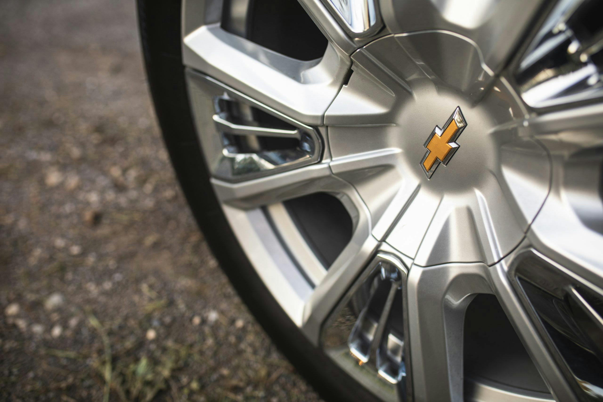 2021 Chevrolet Tahoe High Country wheel