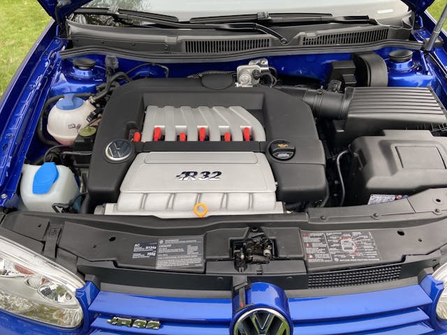 VW R32 engine