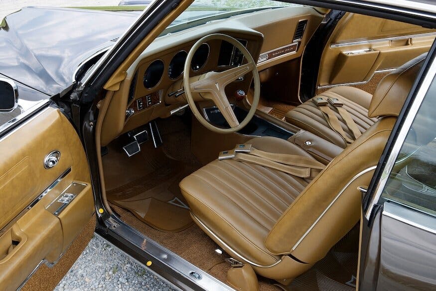 1969 pontiac grand prix sj interior