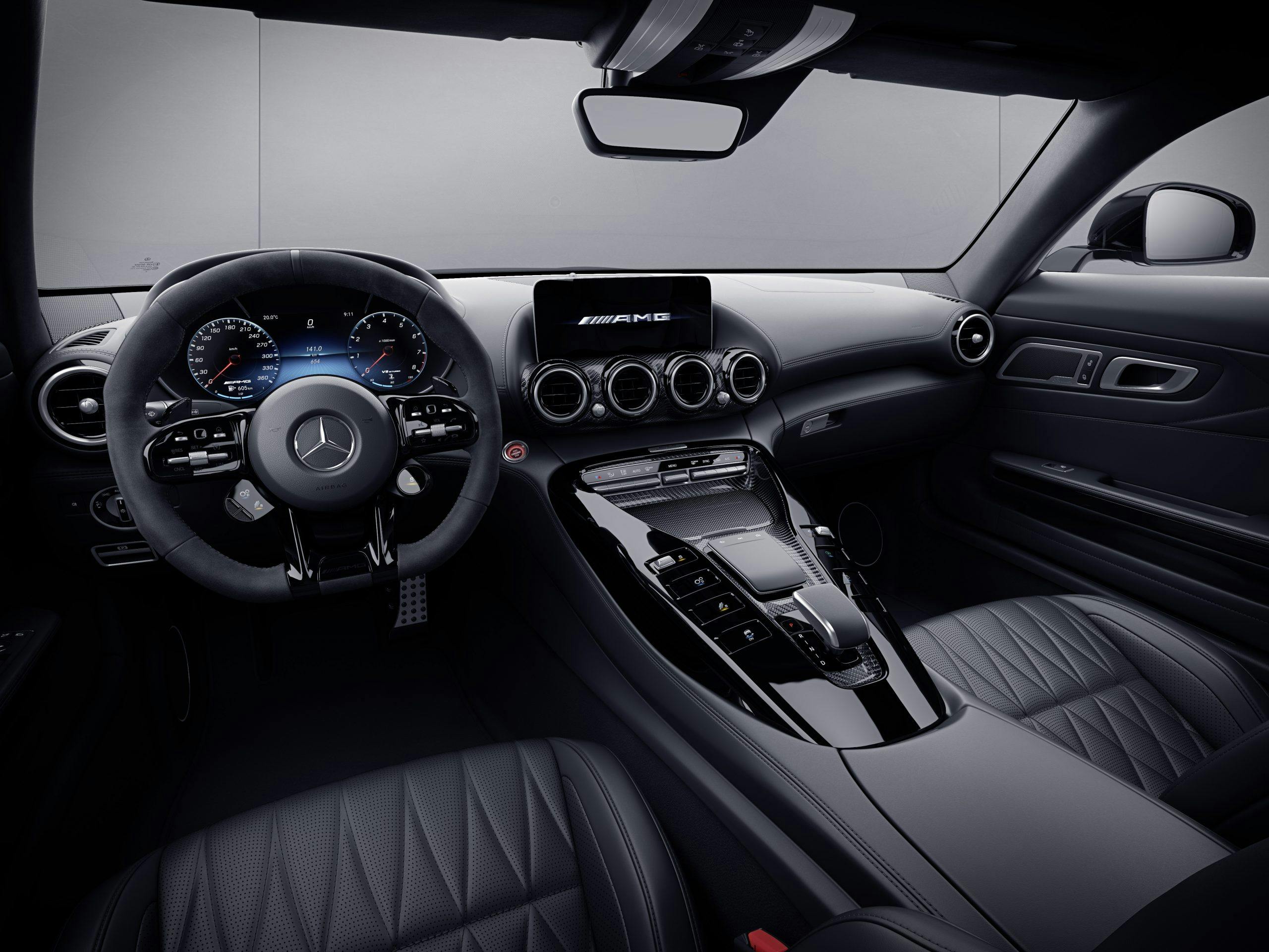 Mercedes-AMG GT 2021 interior