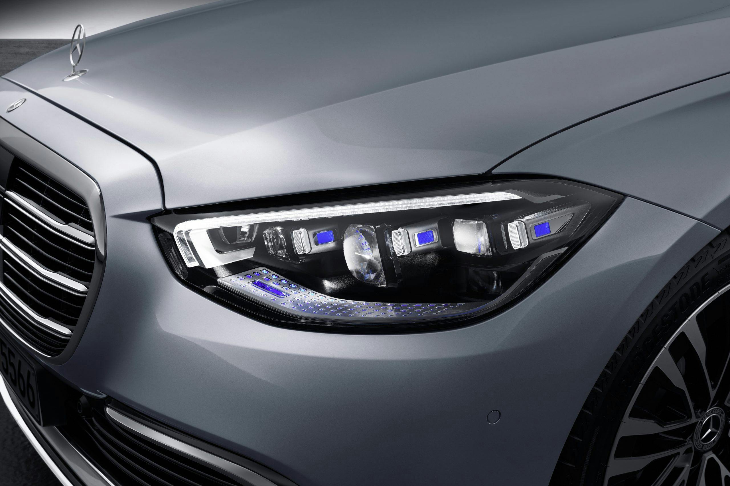 Mercedes-Benz S Class headlights