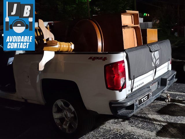Avoidable contact chevrolet silverado z71 bed full of furniture