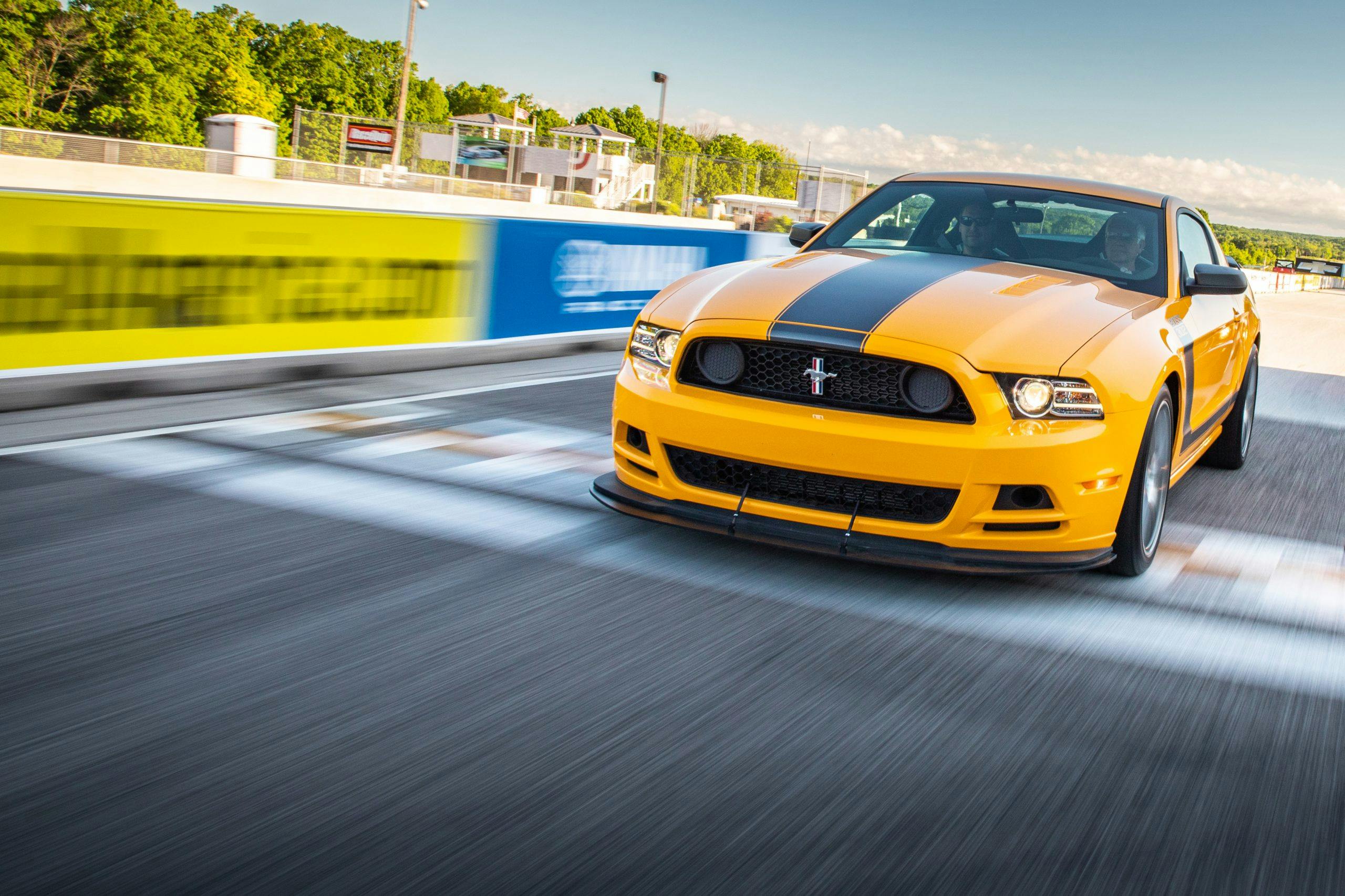 modern ford mustang boss 302 dynamic track action