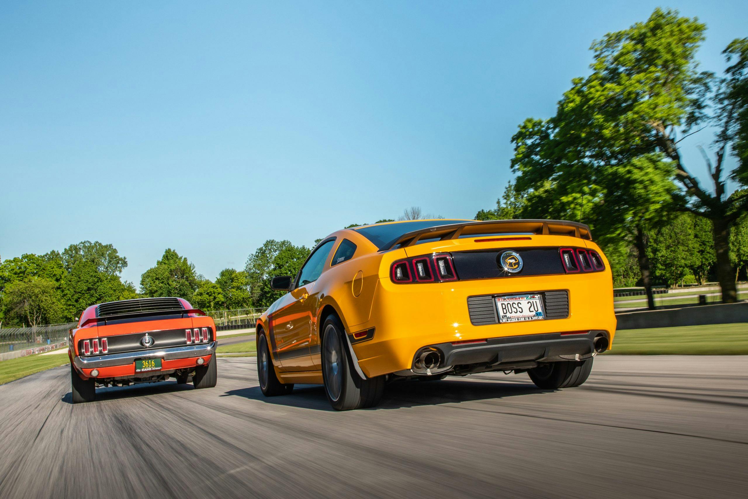 ford mustang boss 302 new vs old dynamic track action