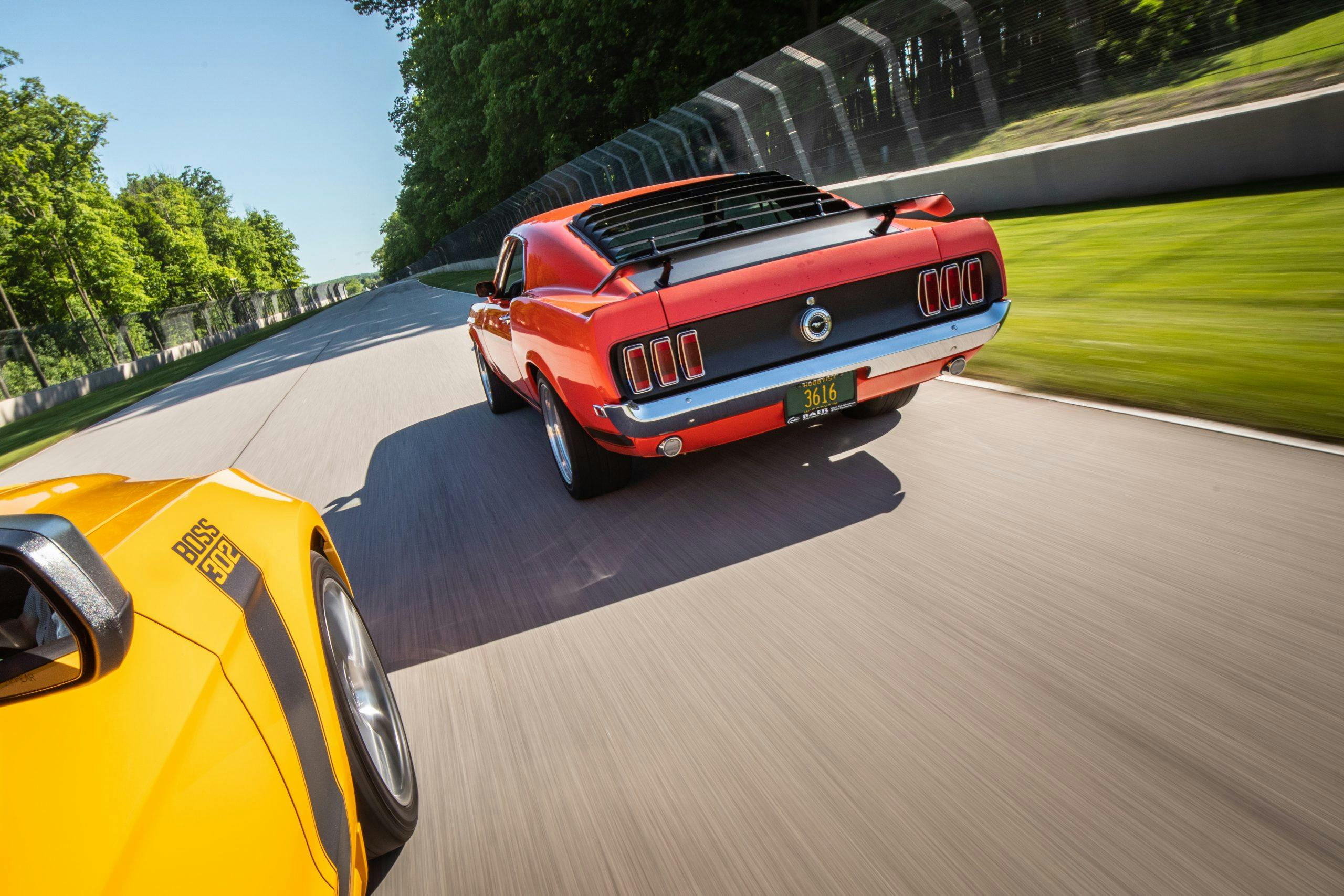 vintage ford mustang boss 302 dynamic track action