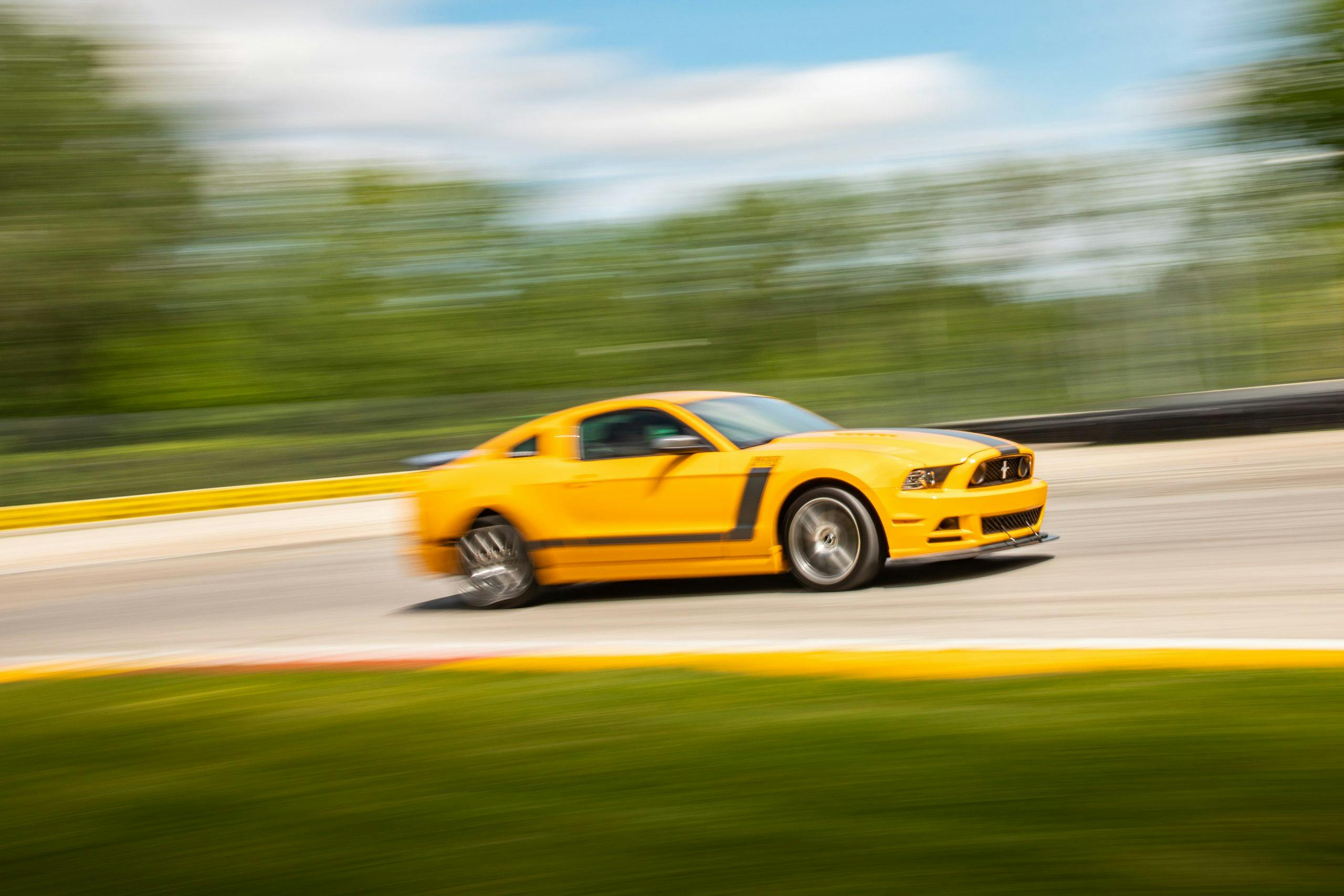 ford mustang boss 302 modern car track action