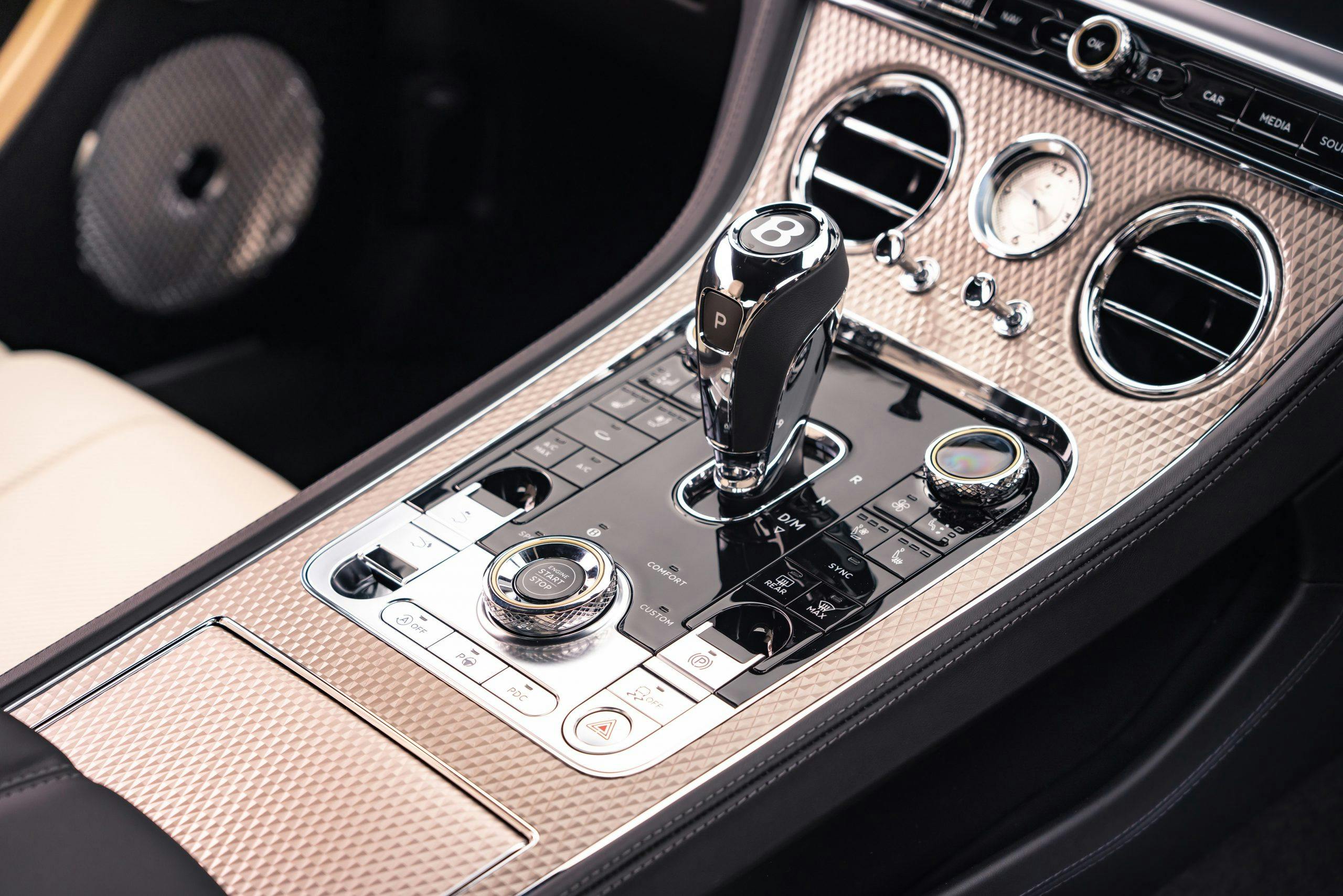 Bentley GT Mulliner shifter detail