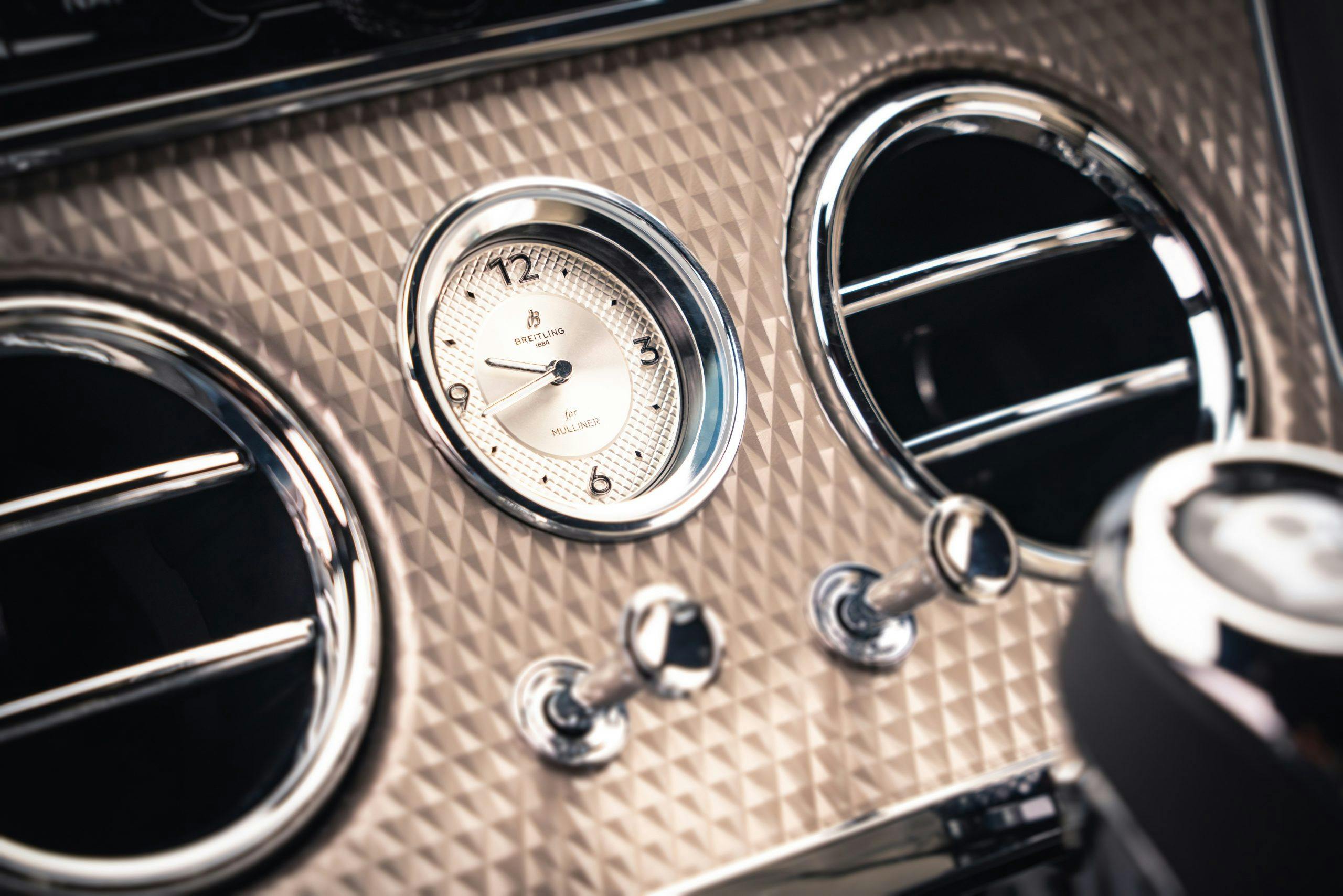 Bentley GT Mulliner analog clock detail