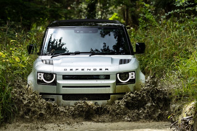 Land Rover Defender 90 6