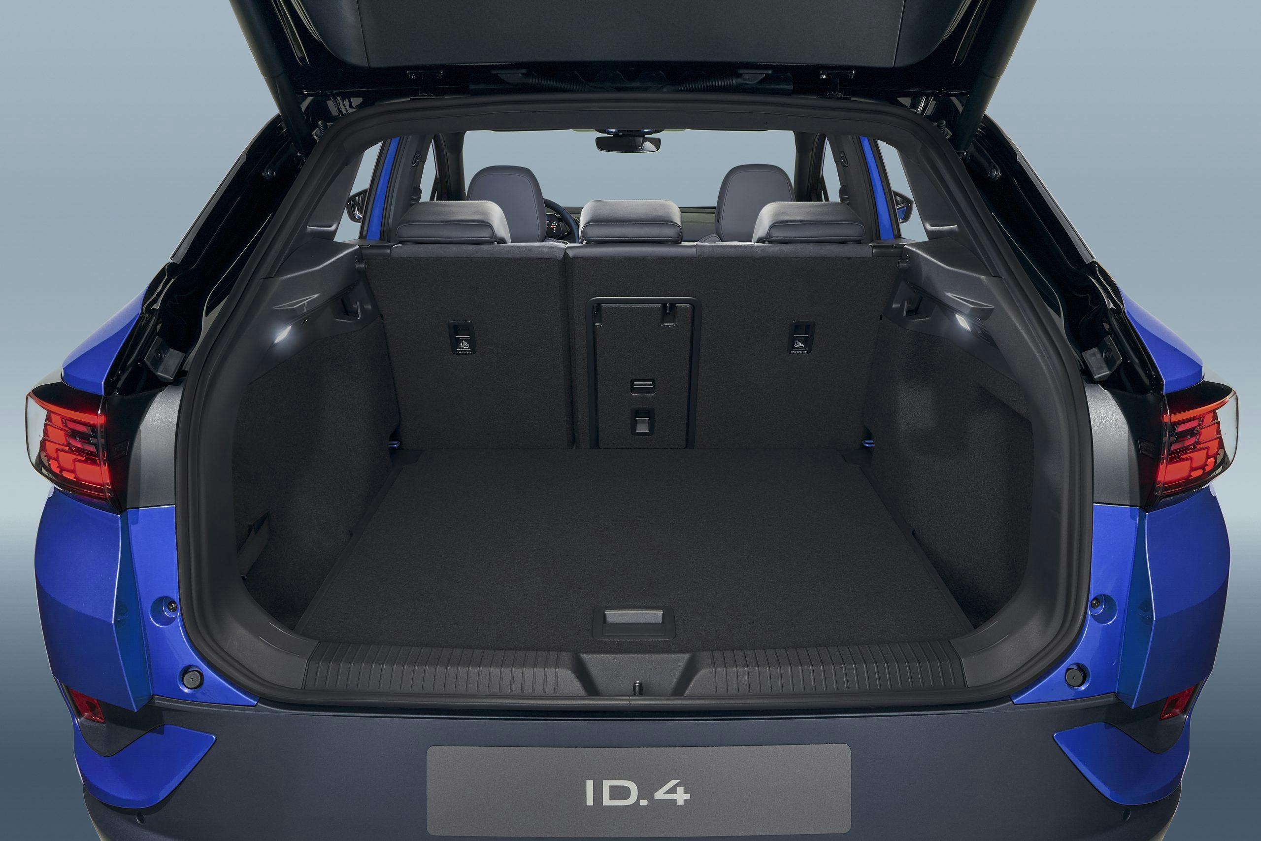 DB2020A2021 VW ID.4 electric SUV rear cargo hatch trunk