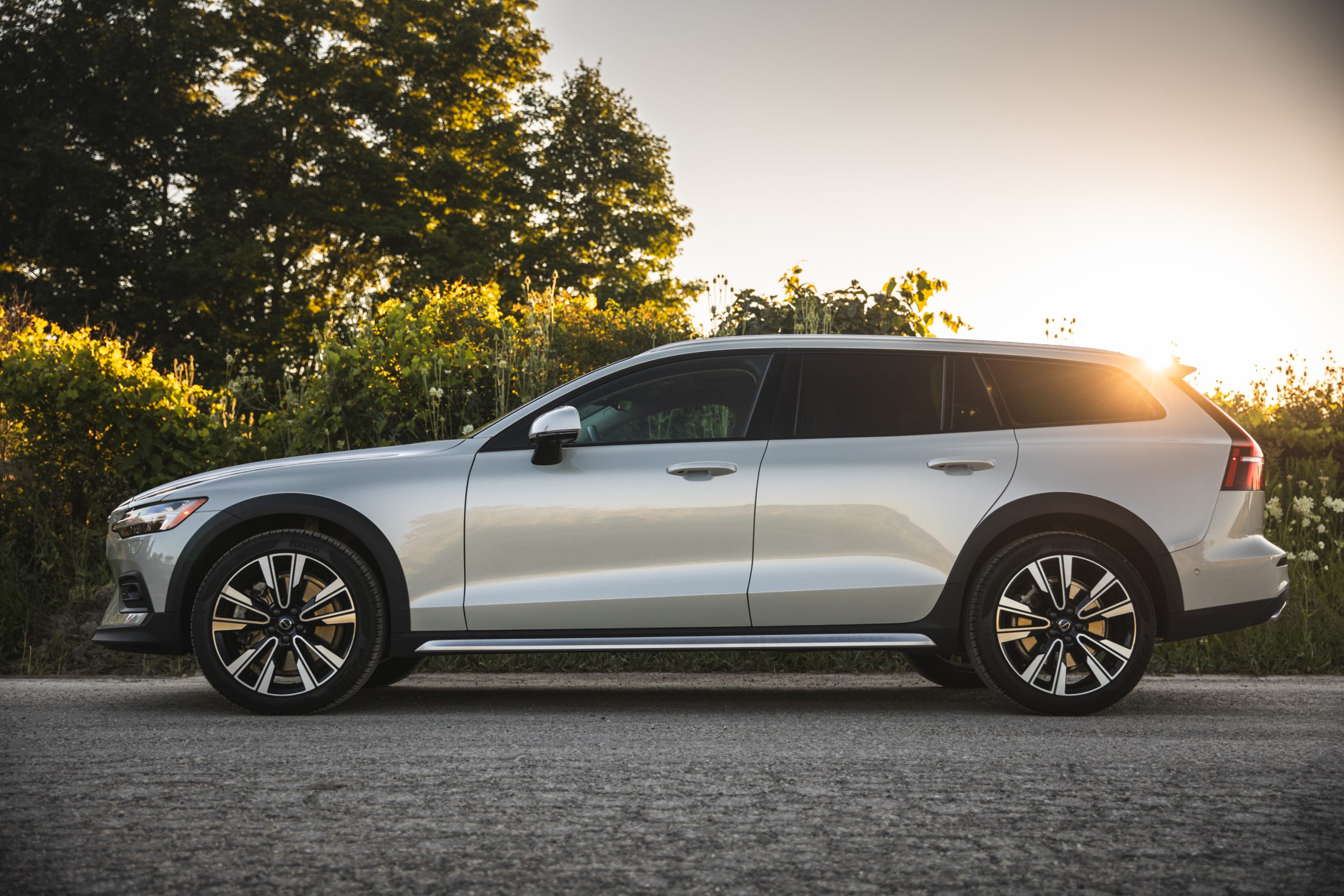 Review Volvo V60 Cross Country Hagerty Media