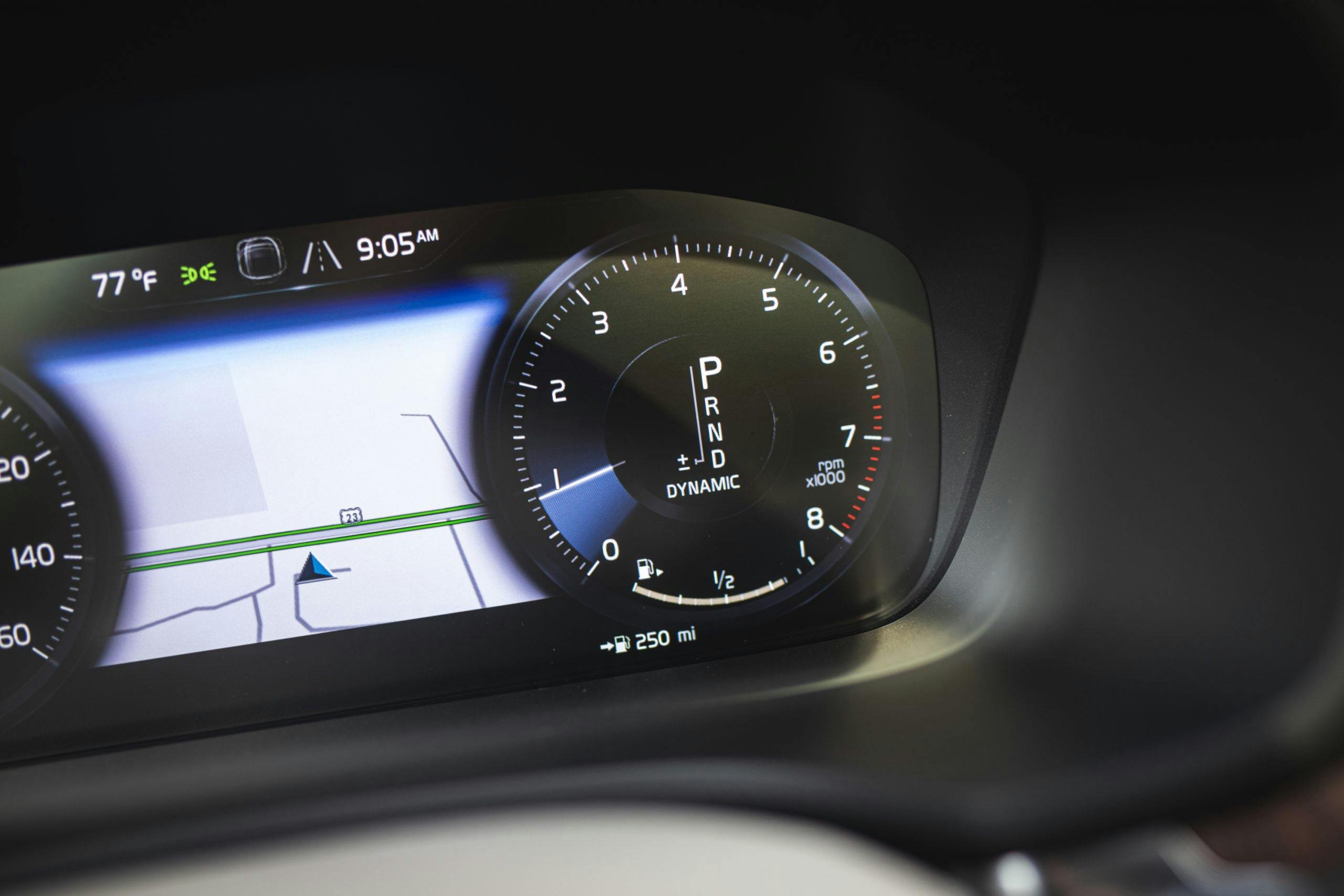 Volvo V60 Cross Country T5 AWD digital instrument panel detail