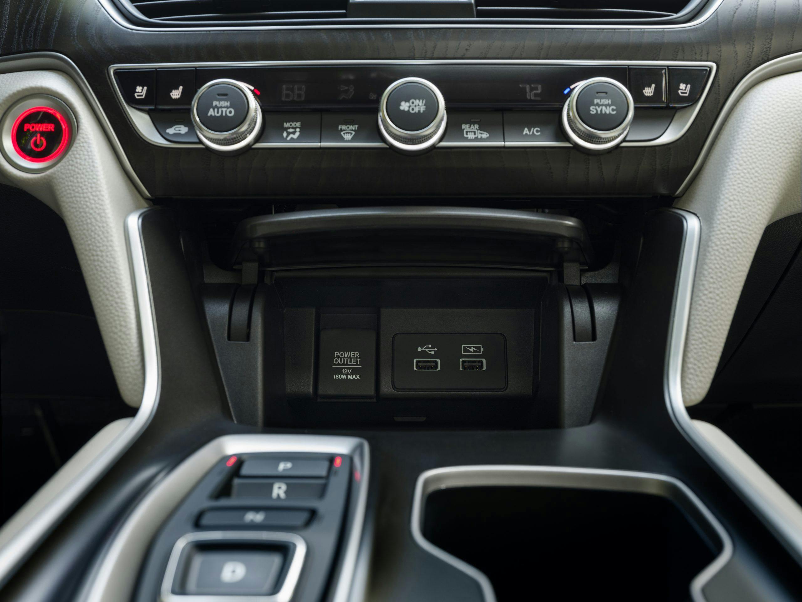 Honda Accord Hybrid console options