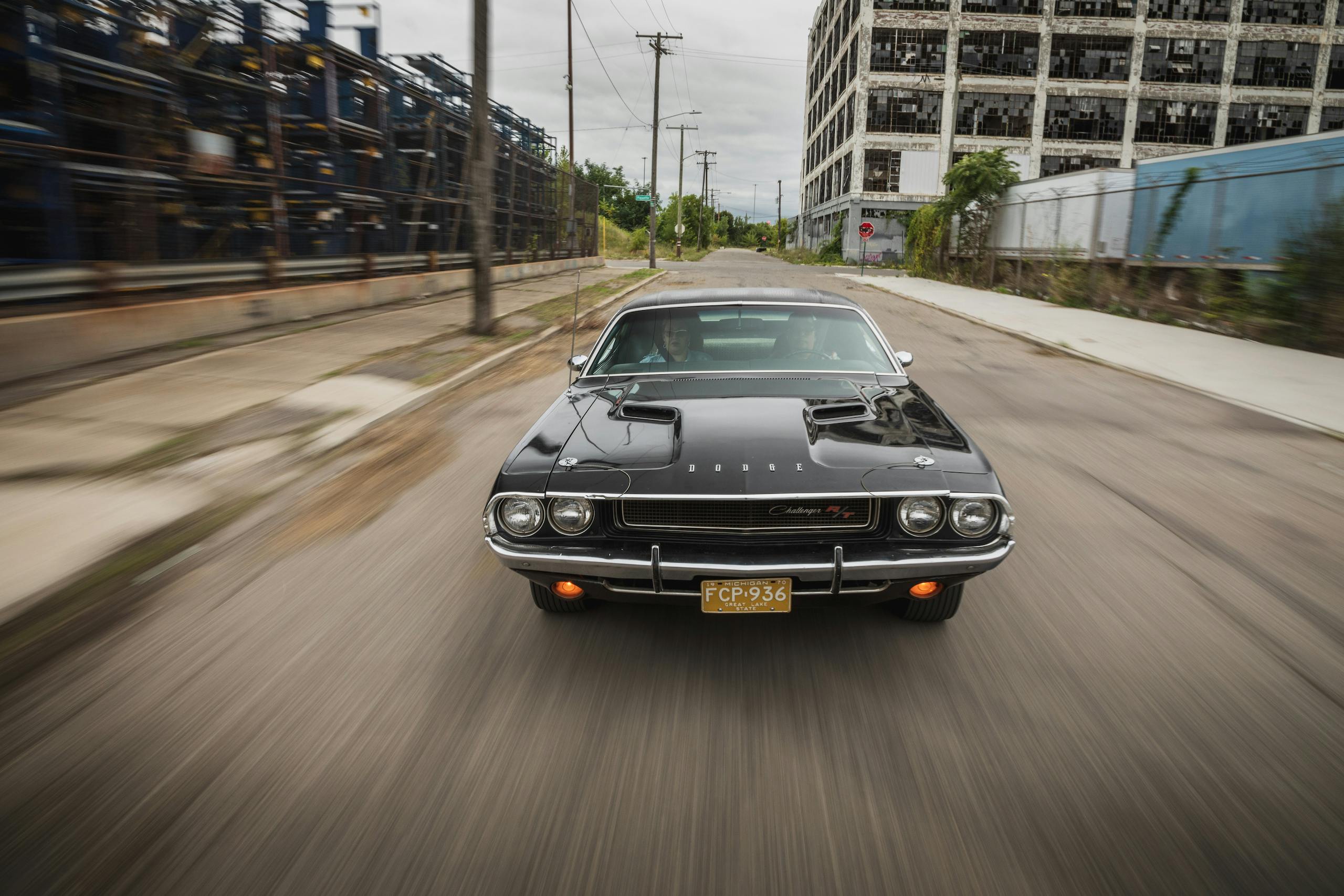1970 Challenger front elevated dynamic action