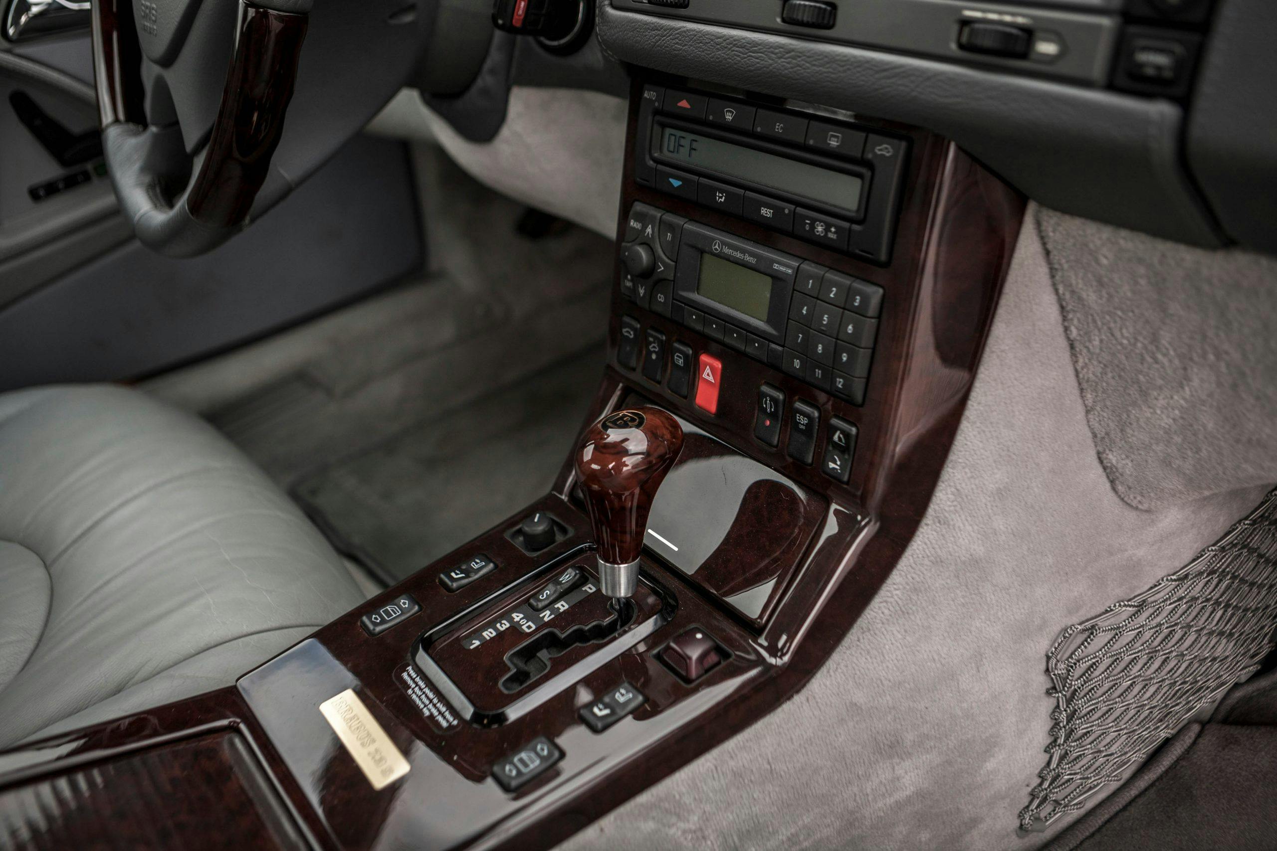 1999 Mercedes-Benz Brabus 7.3 S interior console