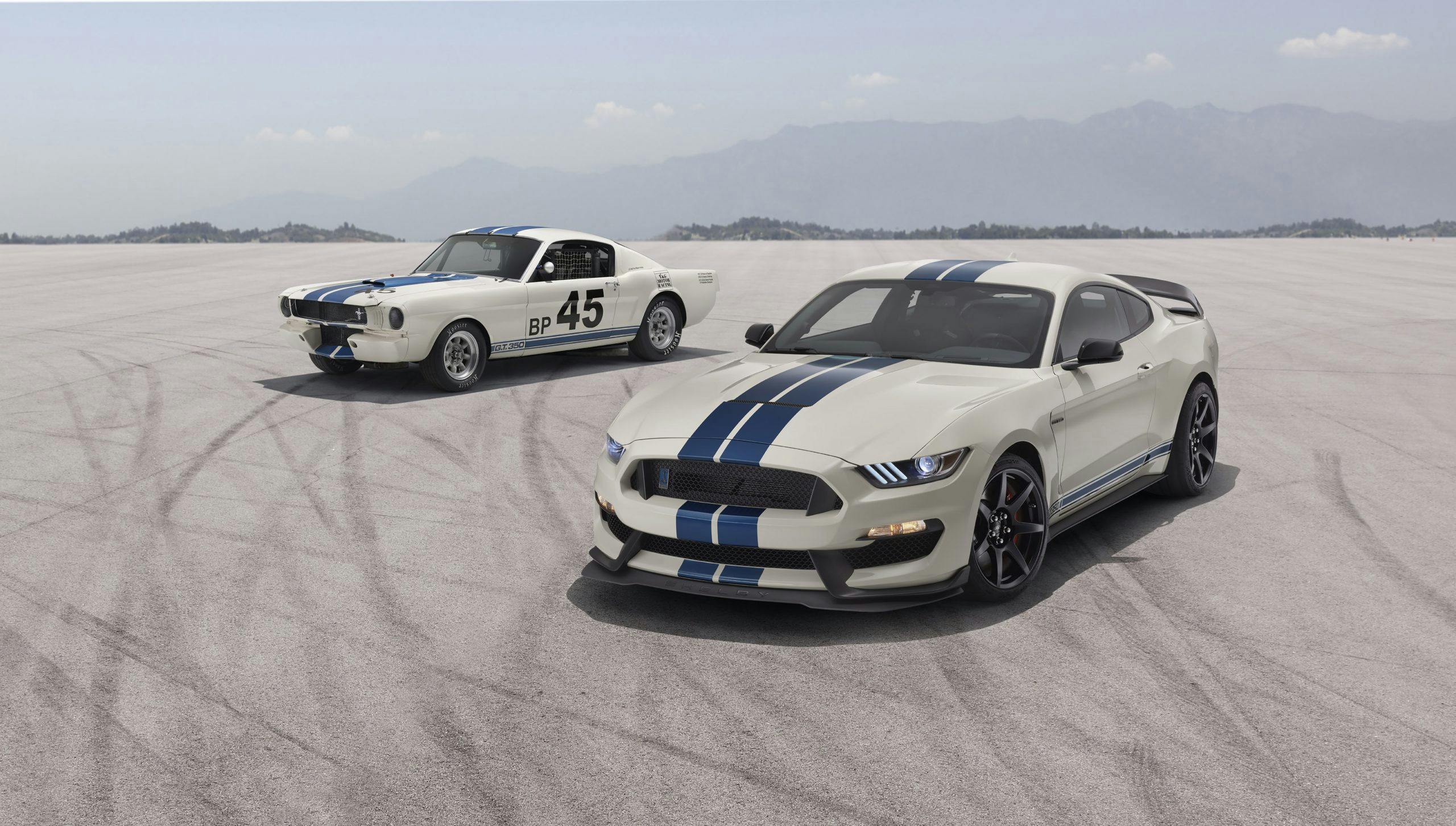 2020 Ford GT350R Heritage Edition Package front with 1965