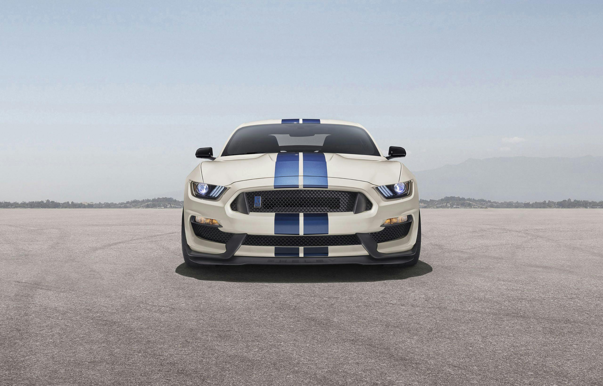 2020 Ford GT350R Heritage Edition Package front