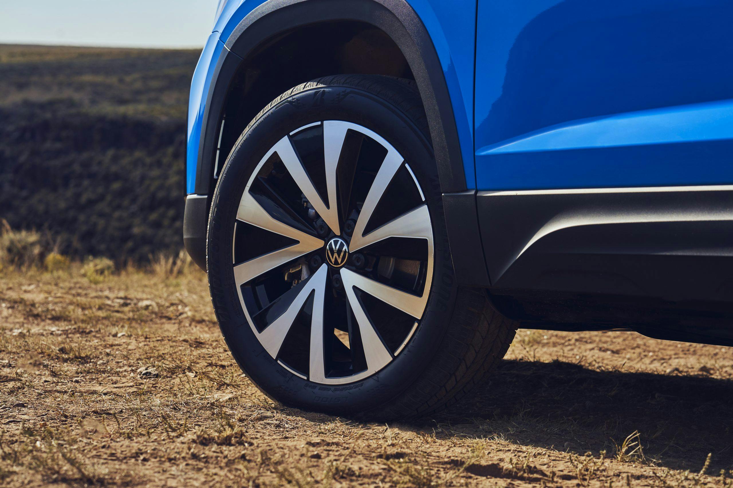 2022 Volkswagen Taos wheel