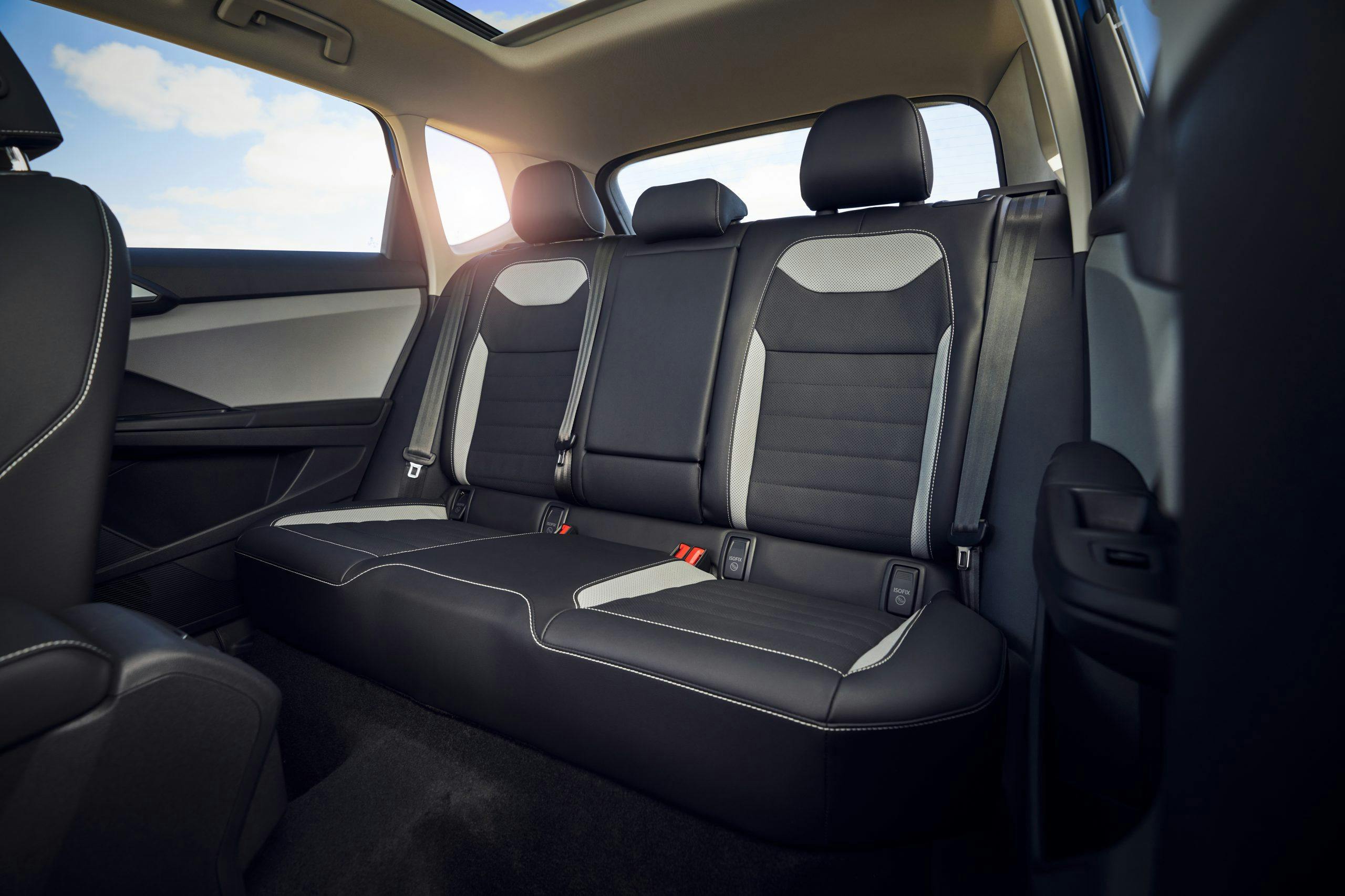 2022 Volkswagen Taos back seat
