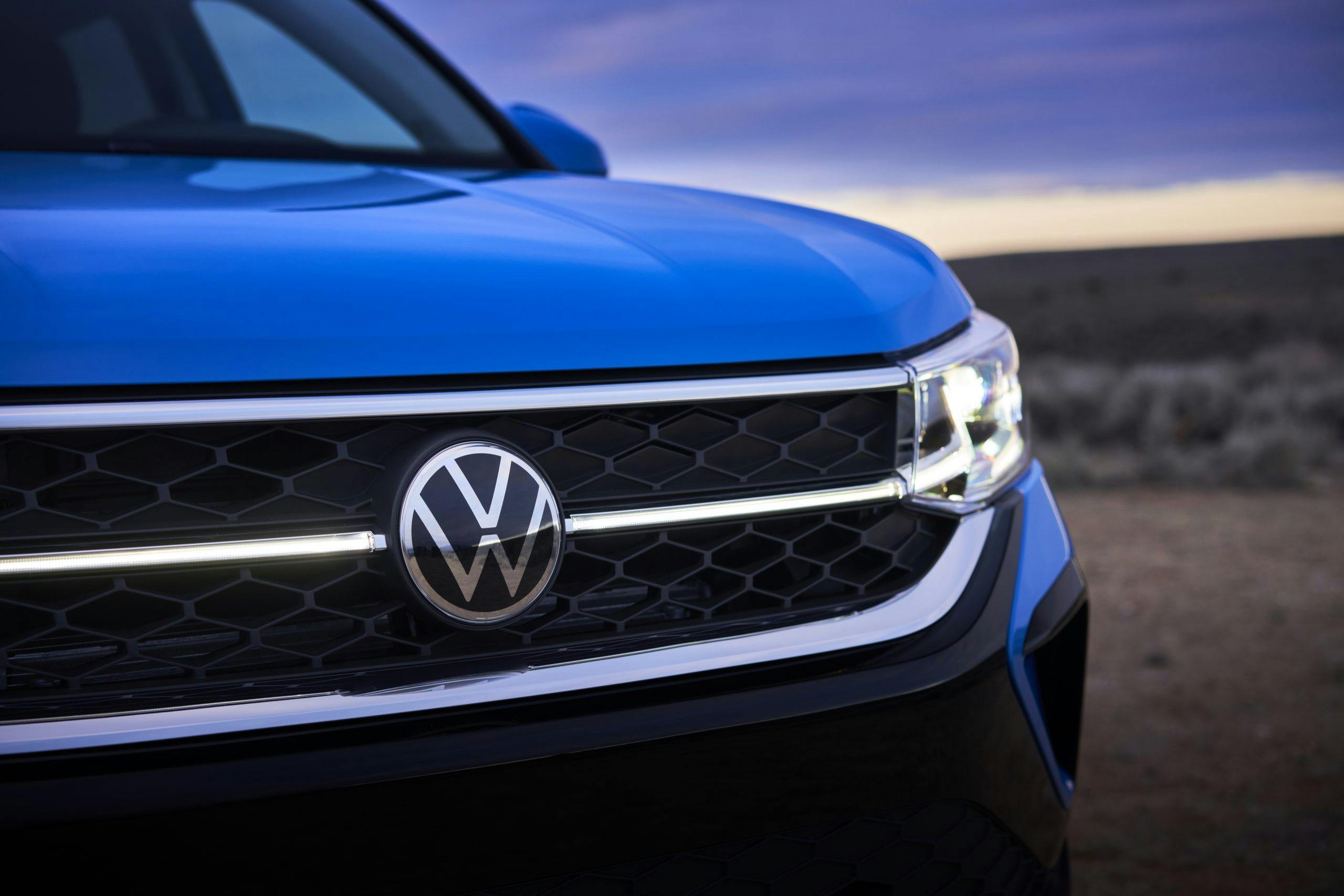 2022 Volkswagen Taos front logo and head lamp
