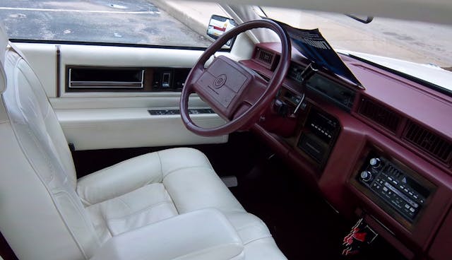 1991 Cadillac Coupe de Ville 06