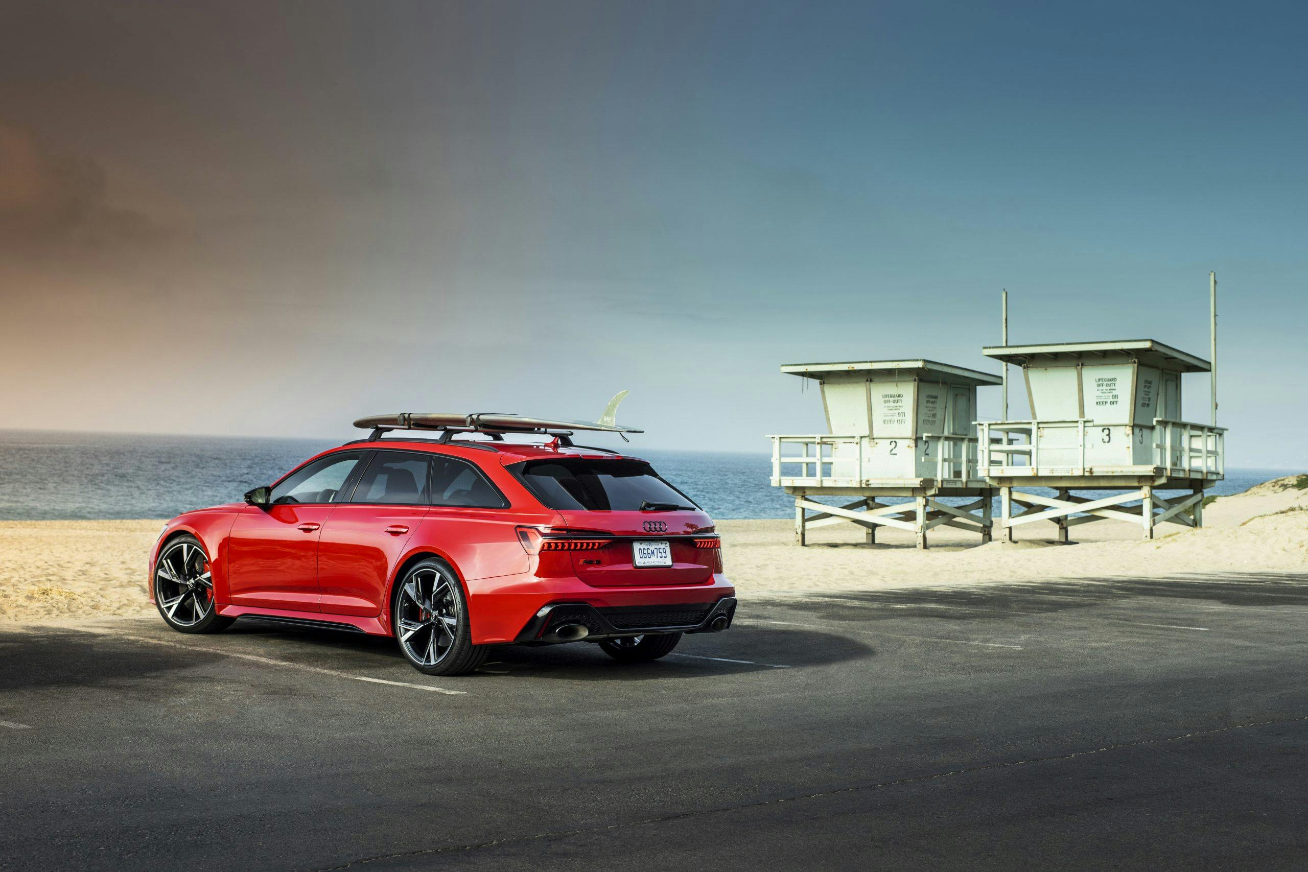 2021 Audi RS 6 Avant rear roof rack wagon