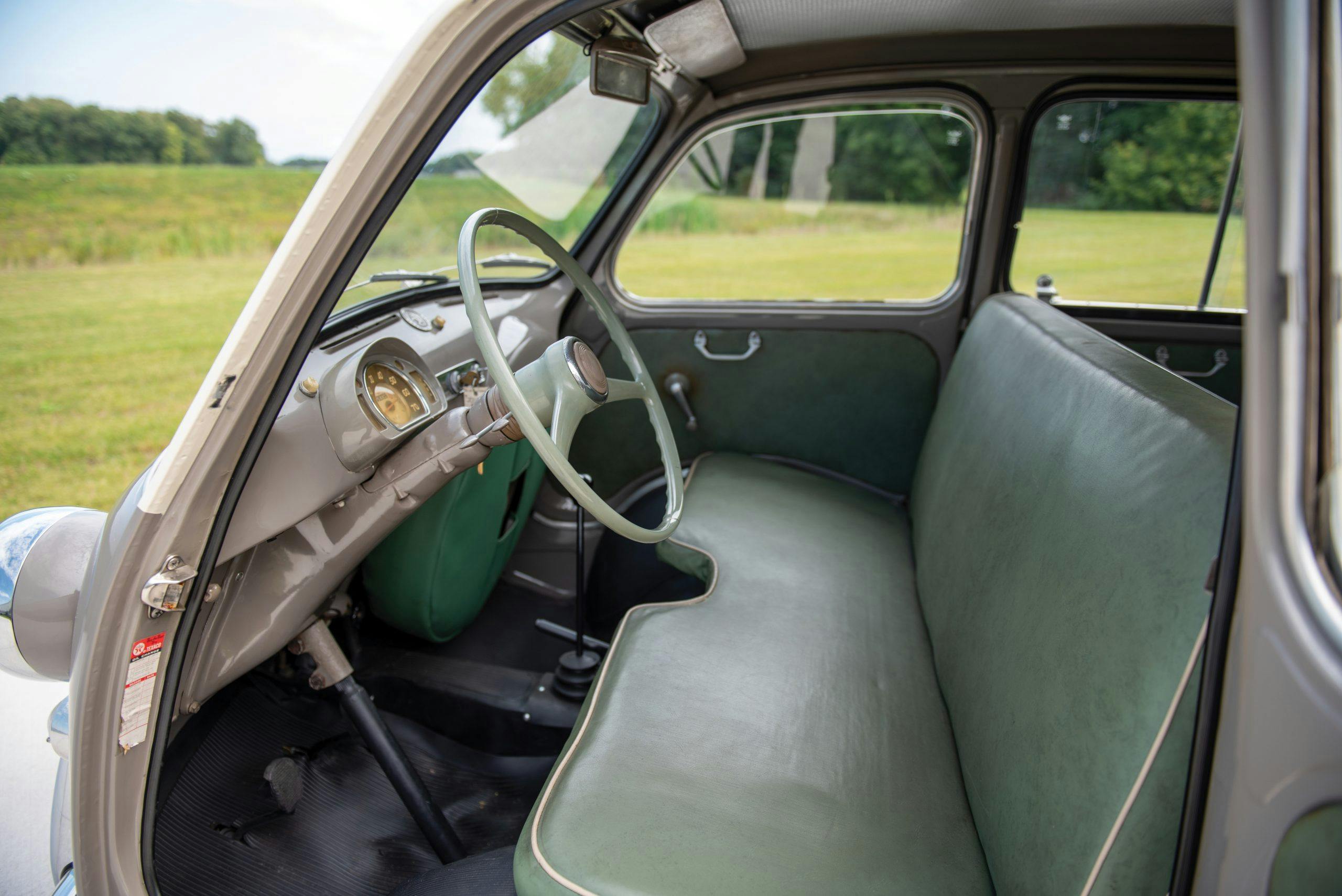 1958 Fiat 600 Multipla interior