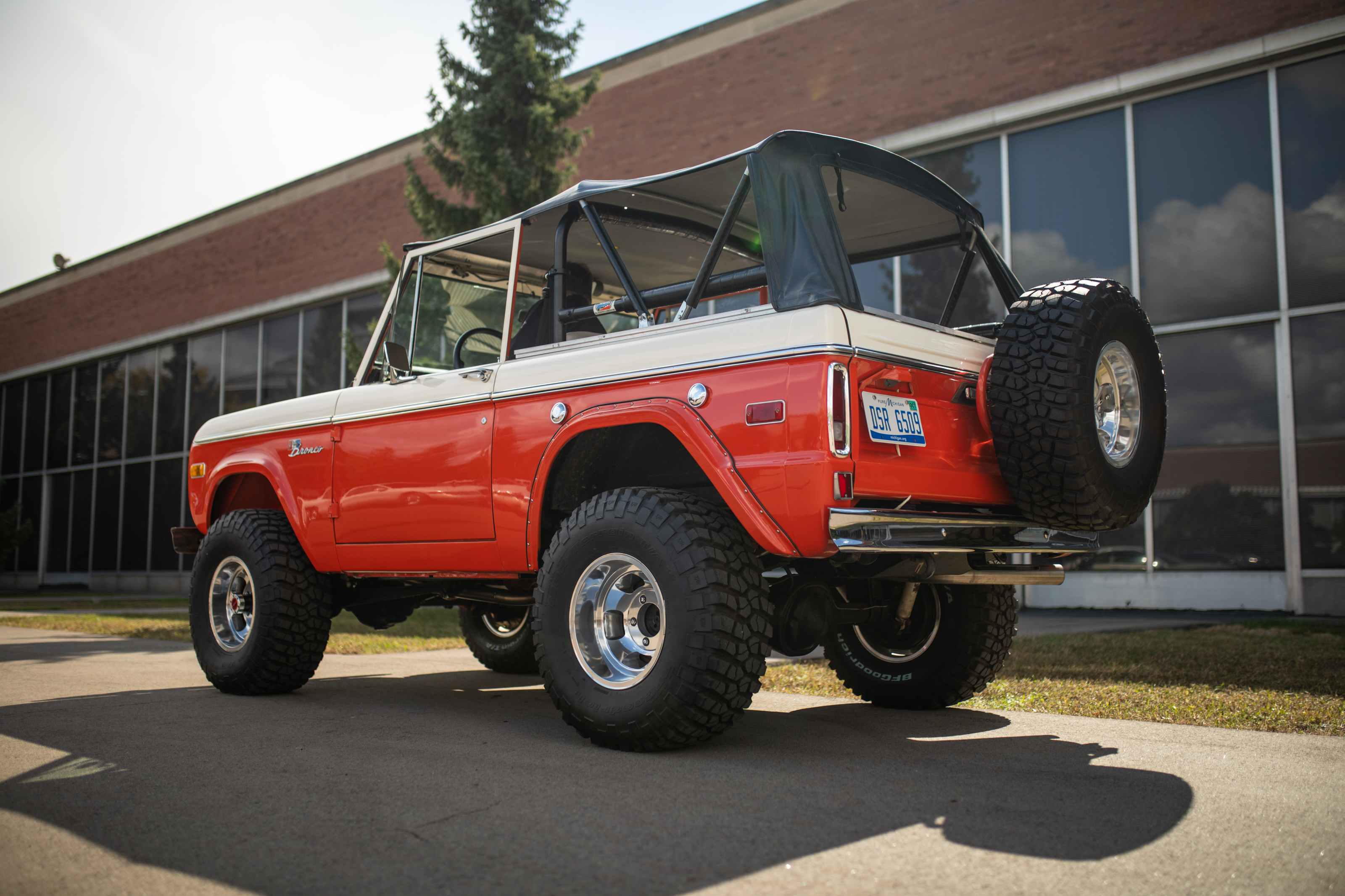 Ford Stroppe Bronco PDC closing car show