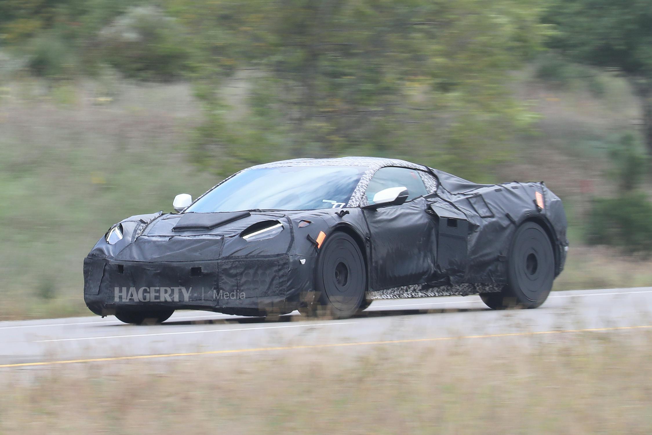 chevrolet c8 corvette z06 front three-quarter camo spy shot